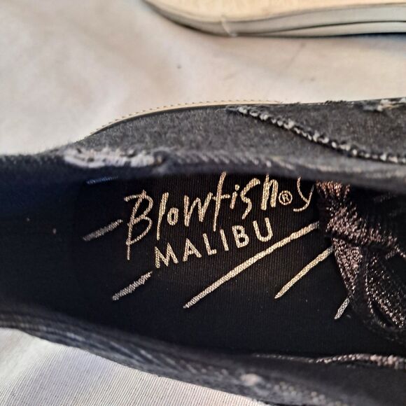 Blowfish Malibu Kensie Distressed Sneakers Women's Sz 11M Black Canvas - Picture 9 of 10